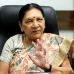 देश में पहली बार किसी CM का फेसबुक पर इस्तीफा: 75 की होने जा रहीं आनंदीबेन कुर्सी छोड़ेंगी